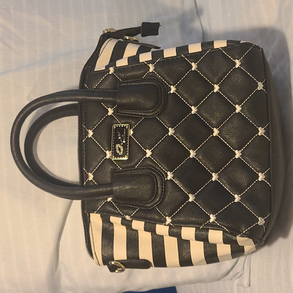Luv Betsey Johnson crossbody convertible handbag